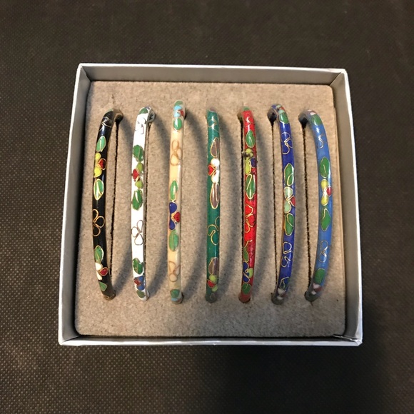 7 painted muticolored bangle bracelets - Picture 2 of 3